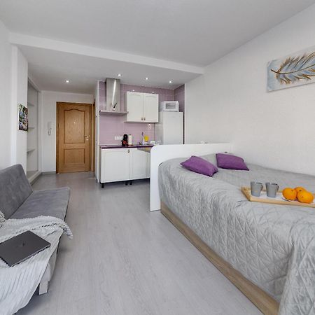 Apartment Near Beach, Playa Del Cura 托雷维耶哈 外观 照片
