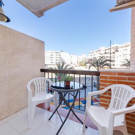 Apartment Near Beach, Playa Del Cura 托雷维耶哈 外观 照片