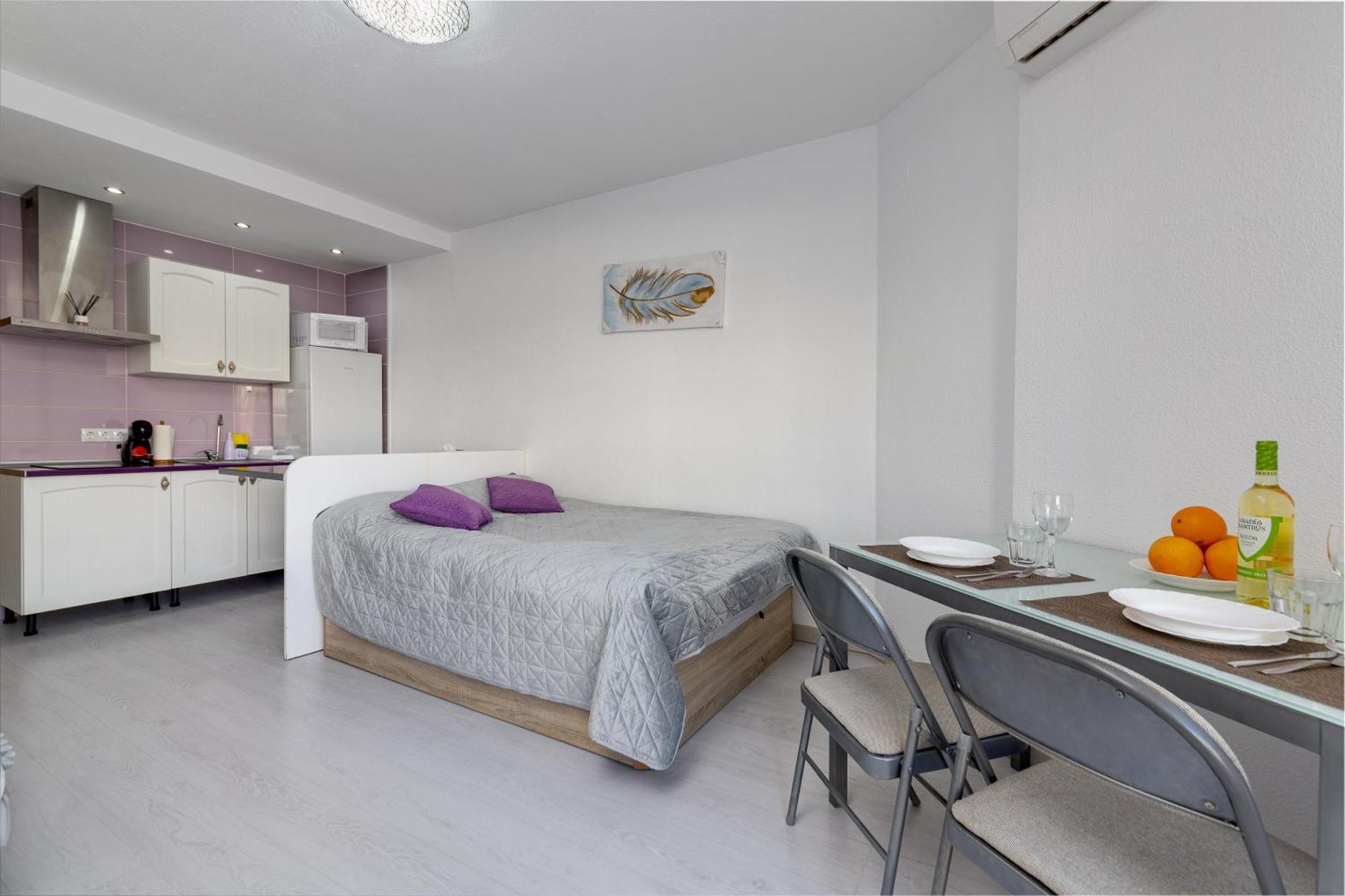 Apartment Near Beach, Playa Del Cura 托雷维耶哈 外观 照片
