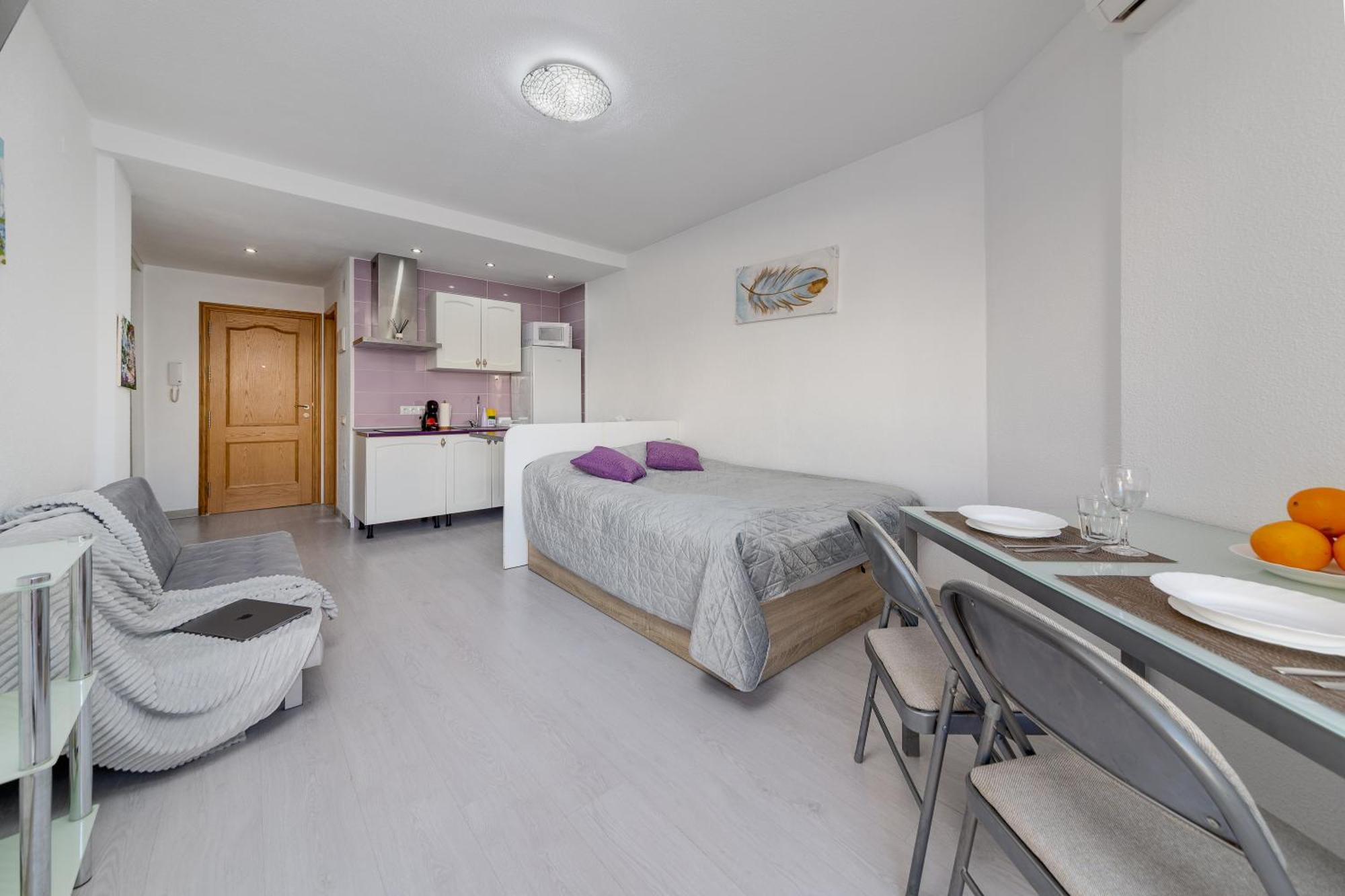 Apartment Near Beach, Playa Del Cura 托雷维耶哈 外观 照片