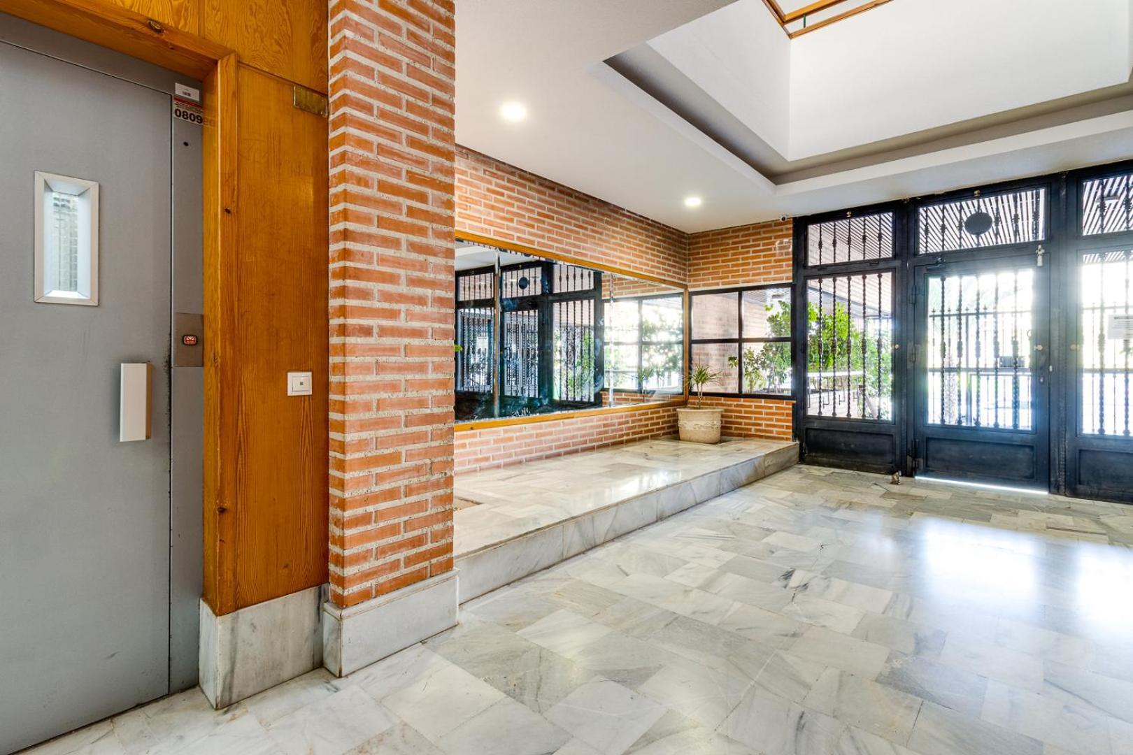 Apartment Near Beach, Playa Del Cura 托雷维耶哈 外观 照片
