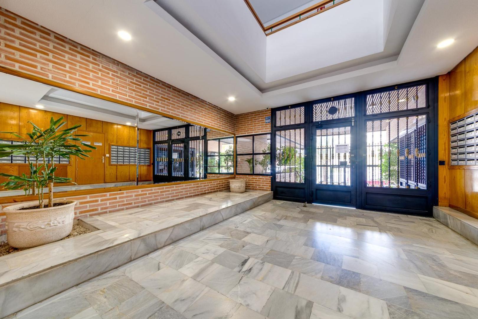 Apartment Near Beach, Playa Del Cura 托雷维耶哈 外观 照片