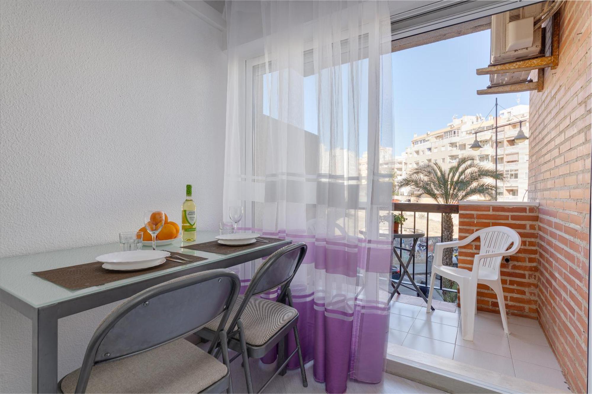 Apartment Near Beach, Playa Del Cura 托雷维耶哈 外观 照片